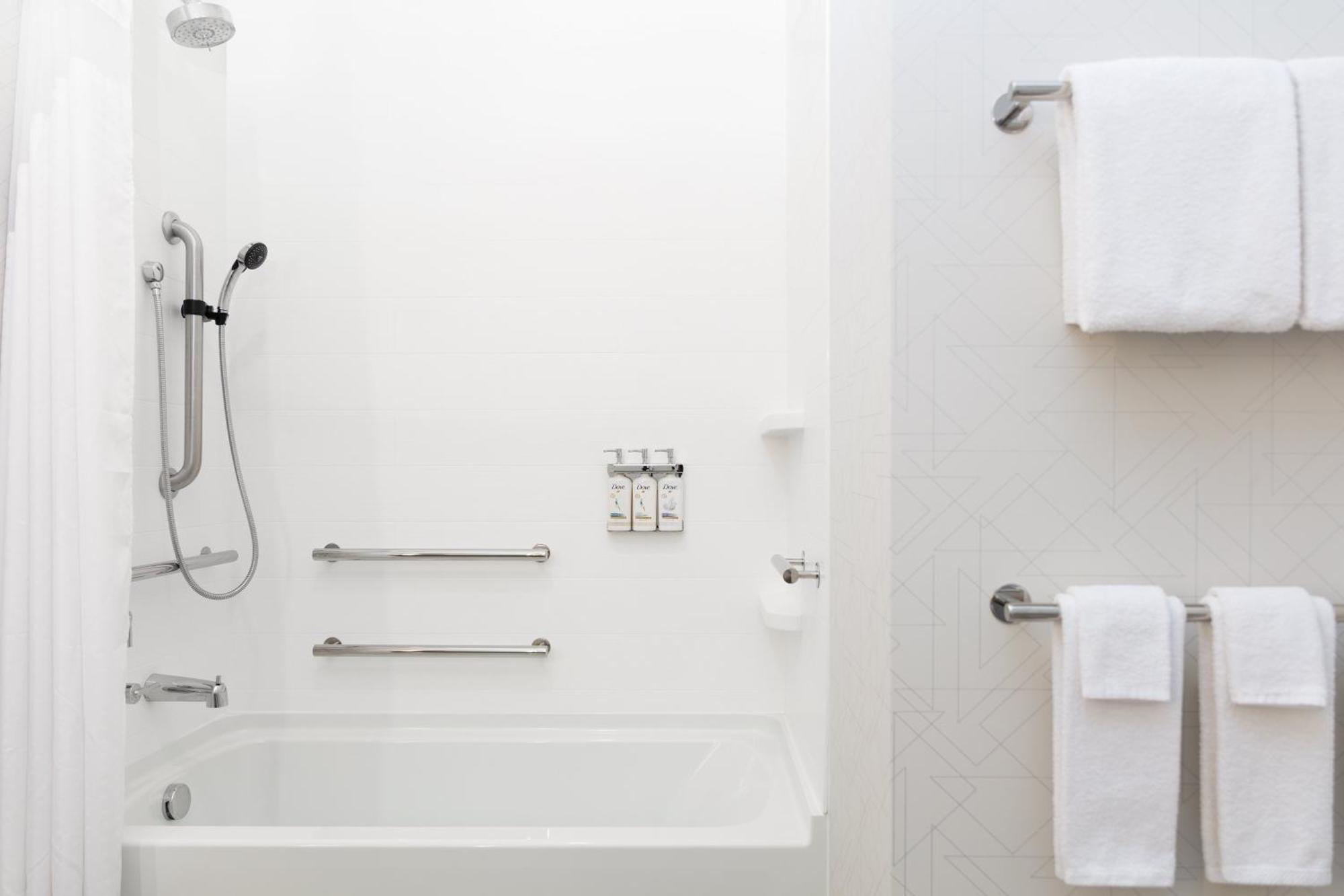 Holiday Inn Express & Suites Brookhaven By Ihg Luaran gambar
